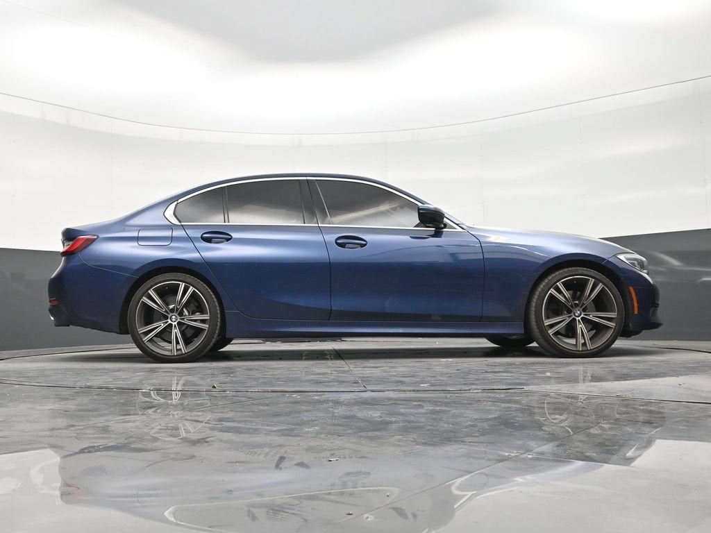 2022 BMW 330i 330i