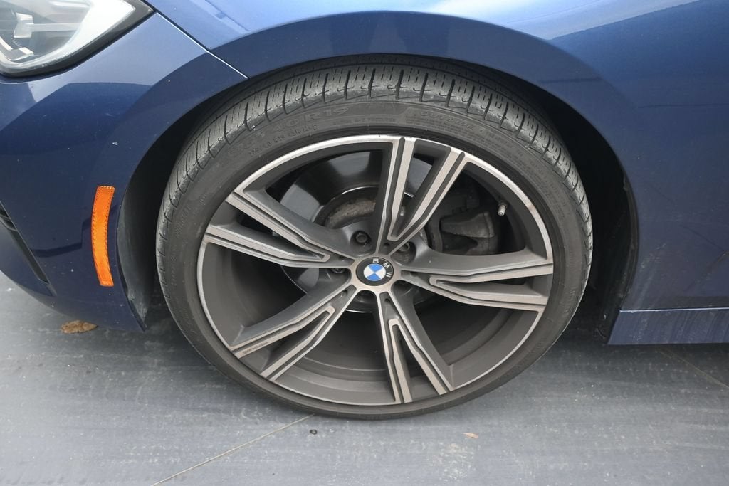 2022 BMW 330i 330i