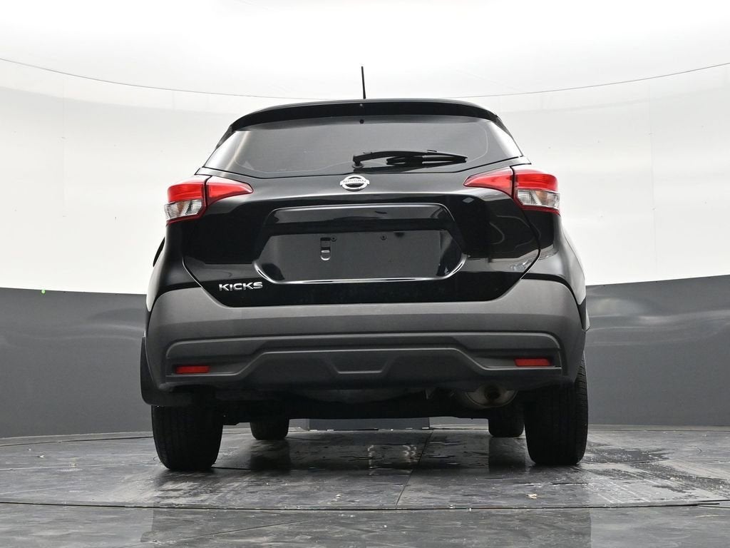2018 Nissan Kicks S