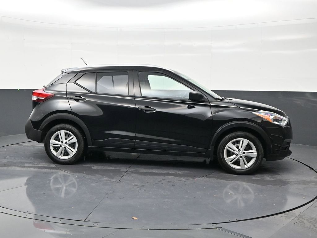 2018 Nissan Kicks S