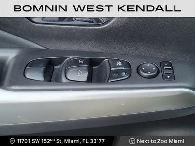 2019 Nissan Kicks SR