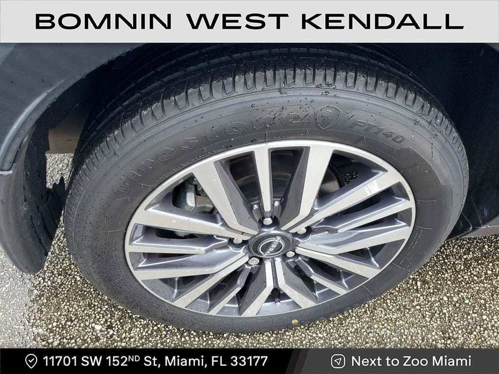 2023 Nissan Kicks SV