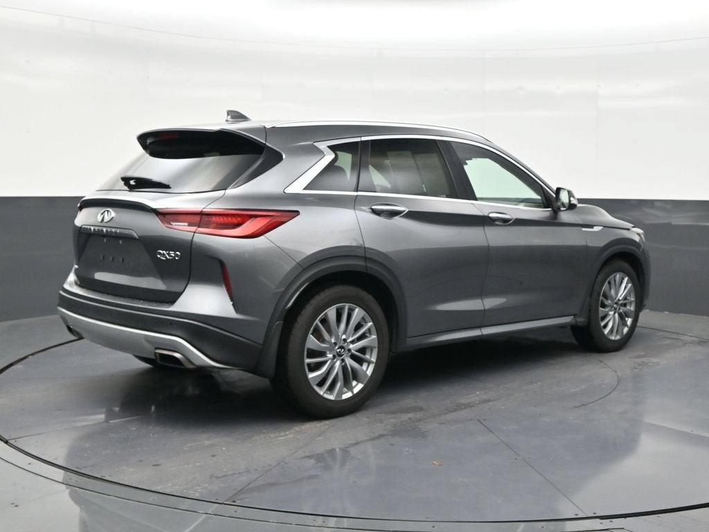 2023 INFINITI QX50 LUXE AWD