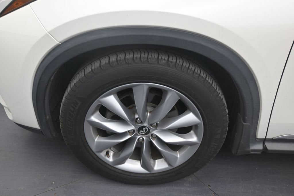 2019 INFINITI QX50 LUXE