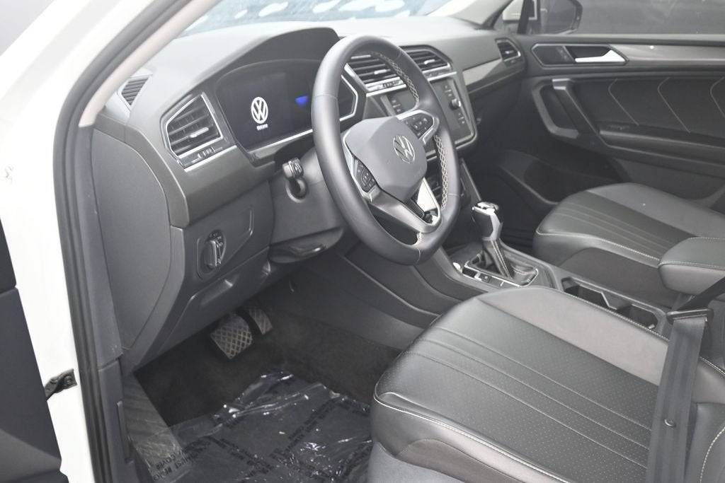 2023 Volkswagen Tiguan SE