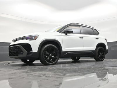 2025 Volkswagen Taos 1.5T SE Black