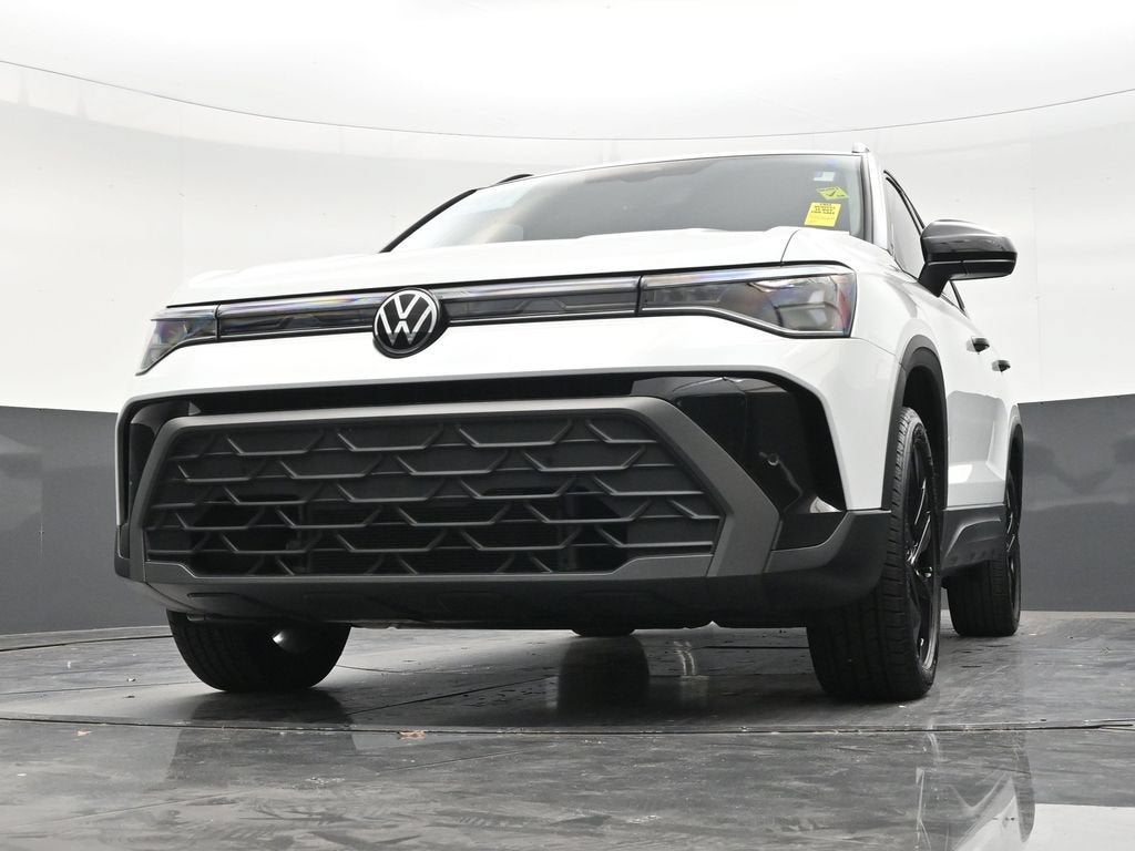 2025 Volkswagen Taos 1.5T SE Black