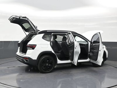 2025 Volkswagen Taos 1.5T SE Black