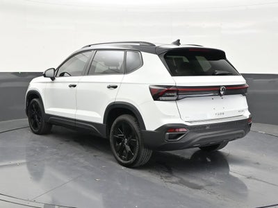 2025 Volkswagen Taos 1.5T SE Black