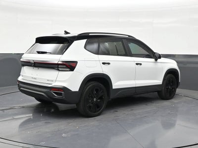2025 Volkswagen Taos 1.5T SE Black