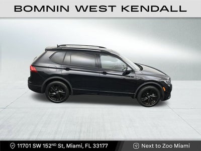 2023 Volkswagen Tiguan SE R-Line Black