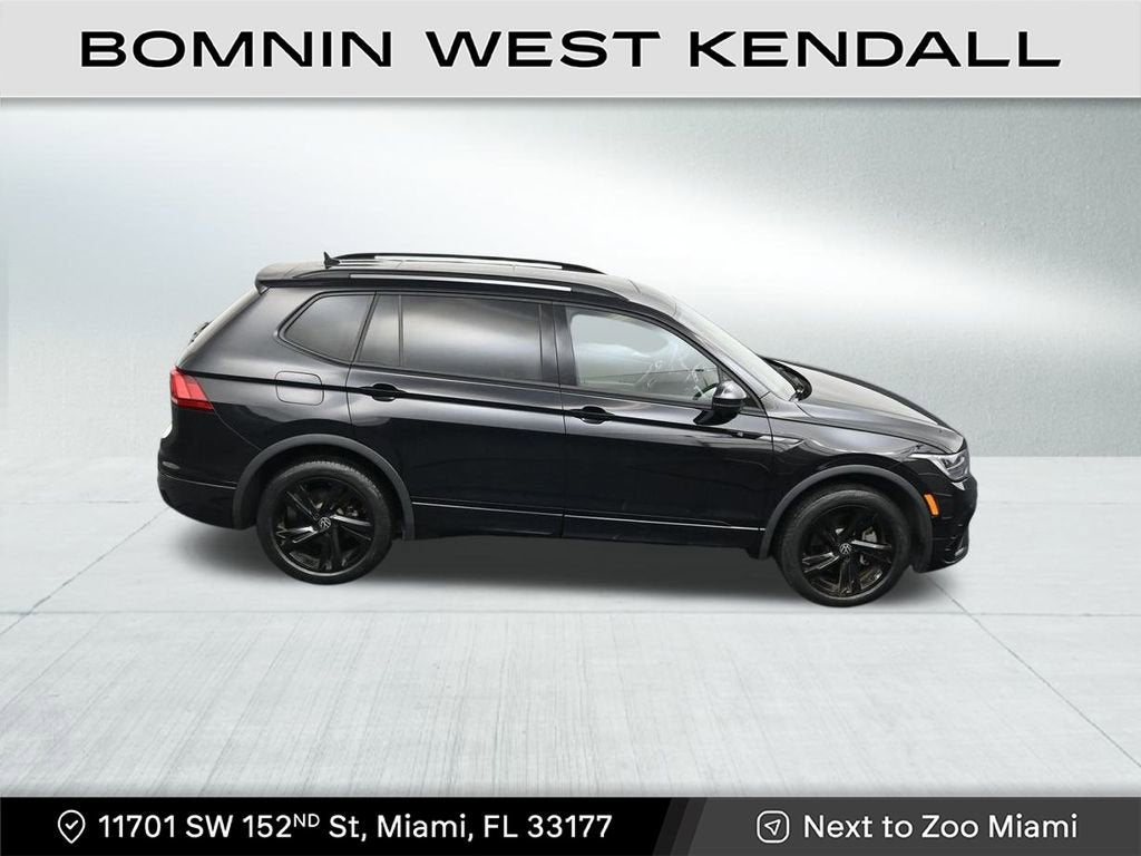 2023 Volkswagen Tiguan SE R-Line Black