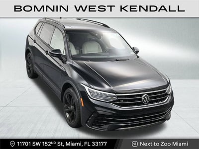 2023 Volkswagen Tiguan SE R-Line Black