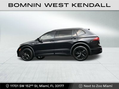 2023 Volkswagen Tiguan SE R-Line Black