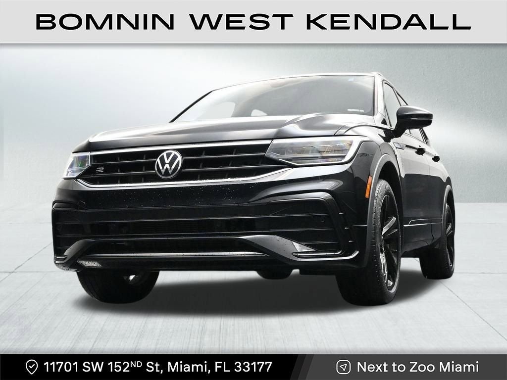 2023 Volkswagen Tiguan SE R-Line Black