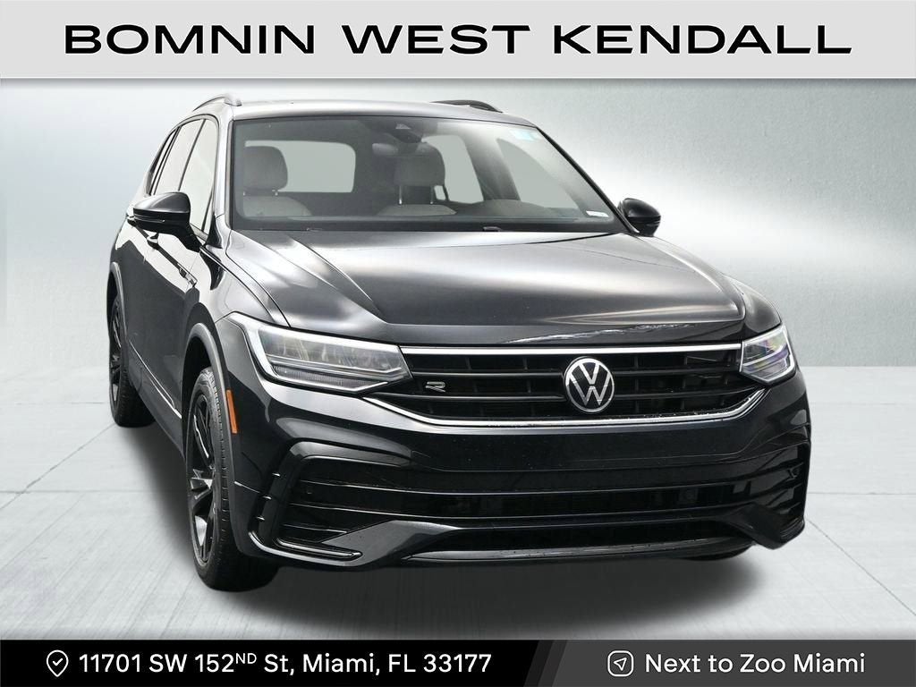 2023 Volkswagen Tiguan SE R-Line Black