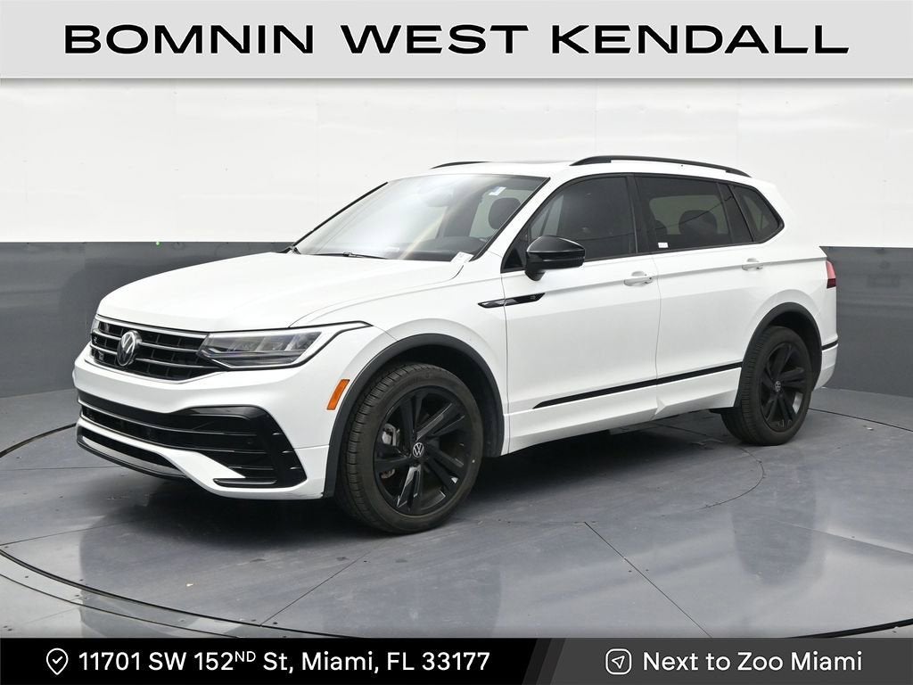 2024 Volkswagen Tiguan SE R-Line Black