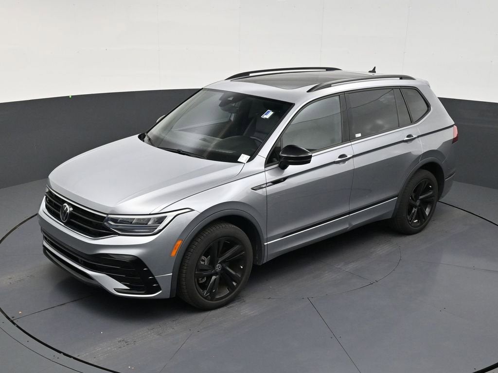 2023 Volkswagen Tiguan SE R-Line Black