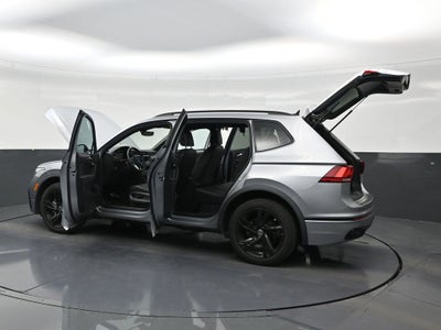 2023 Volkswagen Tiguan SE R-Line Black
