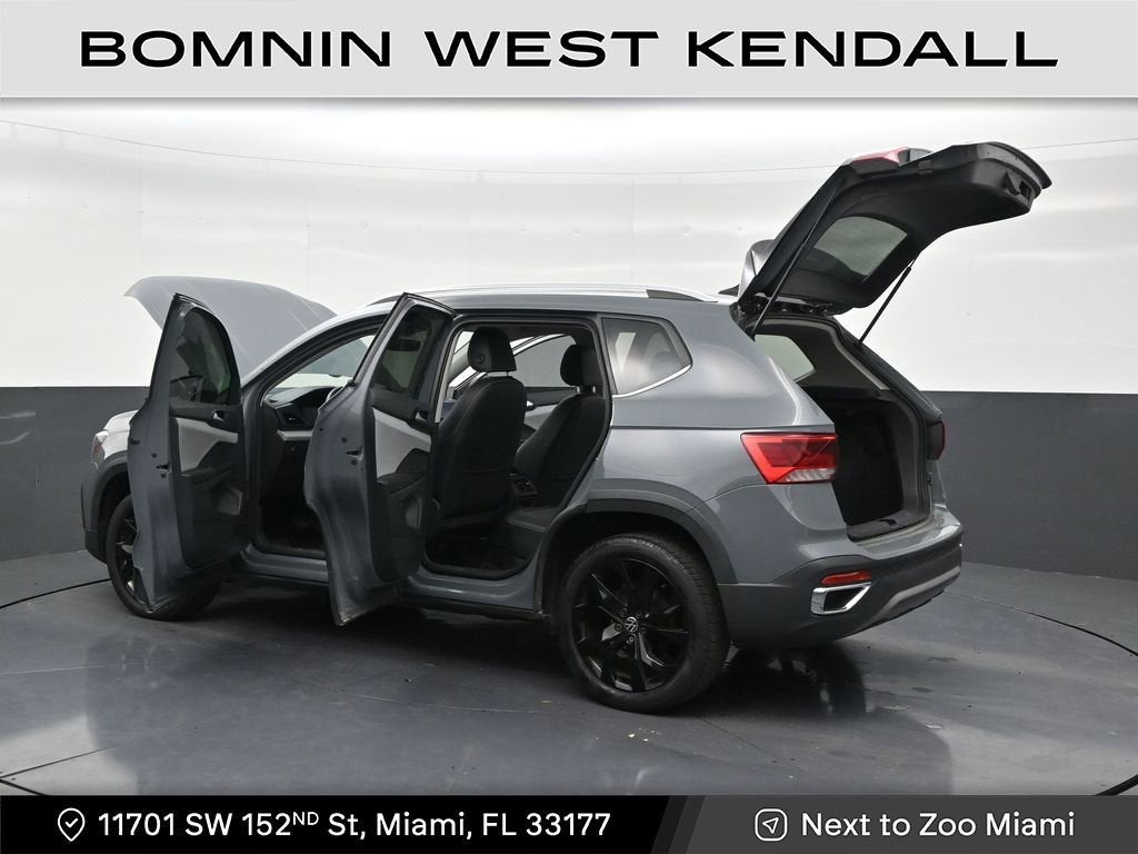 2023 Volkswagen Taos SE