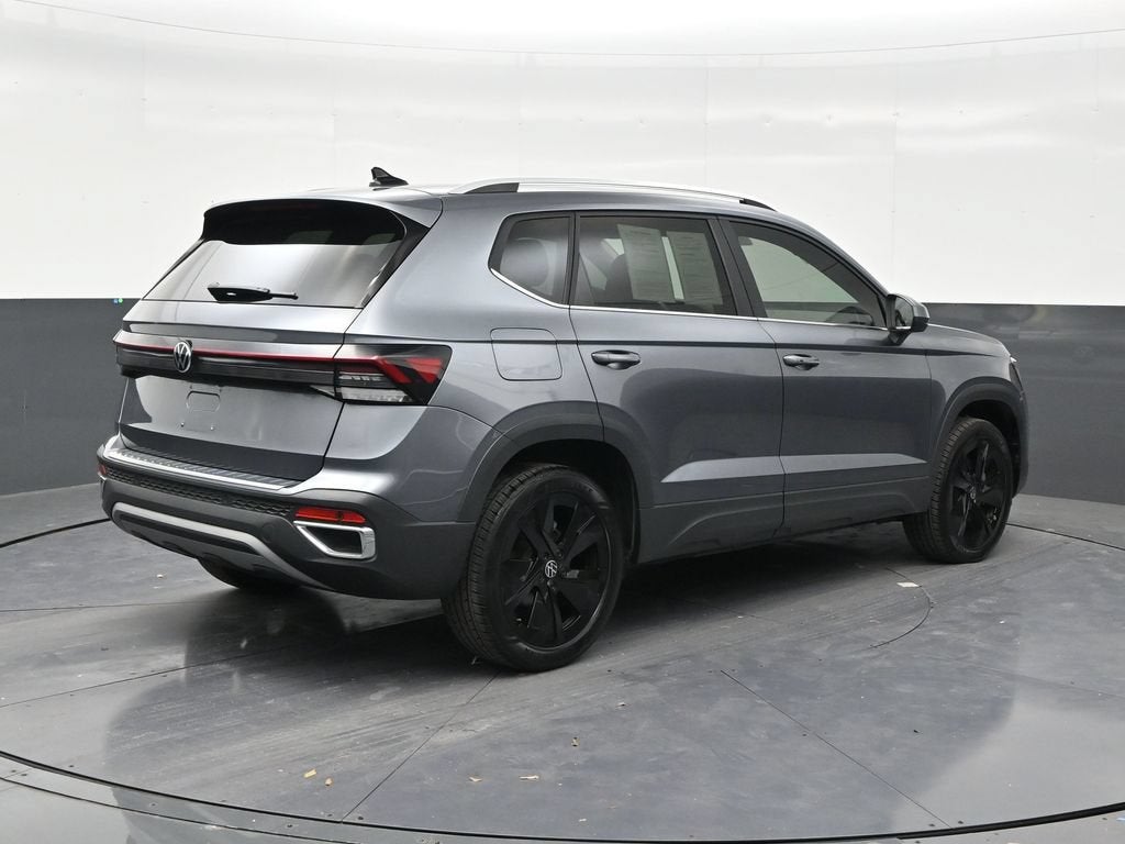 2025 Volkswagen Taos 1.5T SE