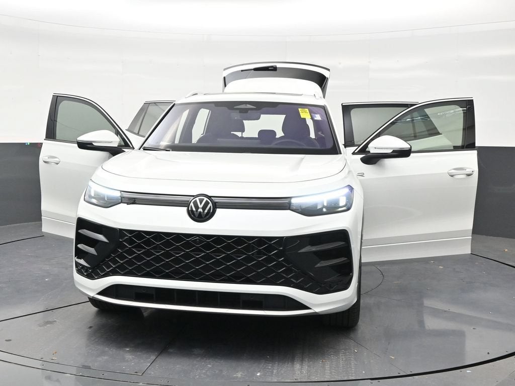 2026 Volkswagen Tiguan SEL R-Line Turbo