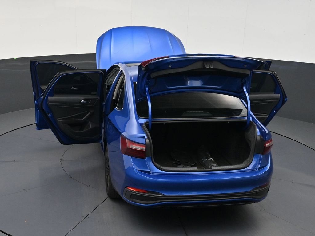 2023 Volkswagen Jetta SE