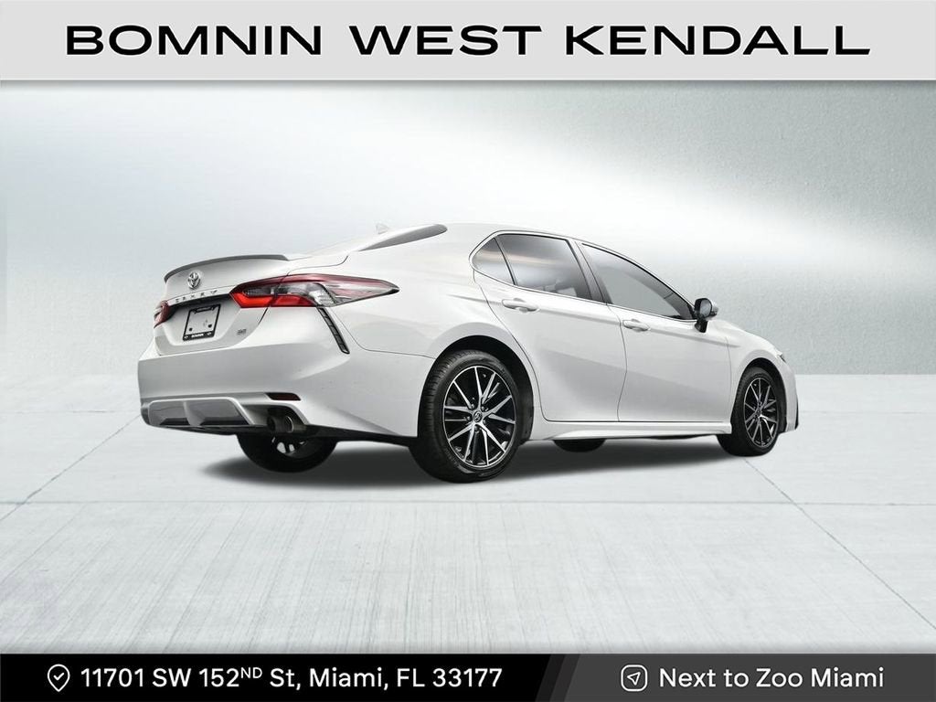 2023 Toyota Camry SE