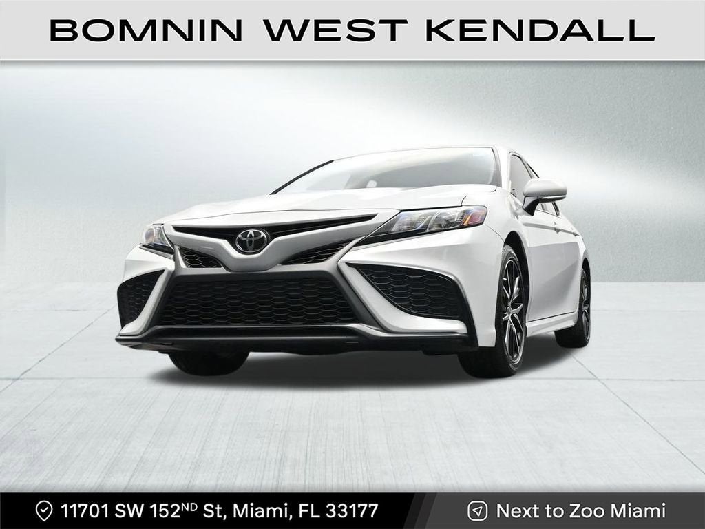 2023 Toyota Camry SE