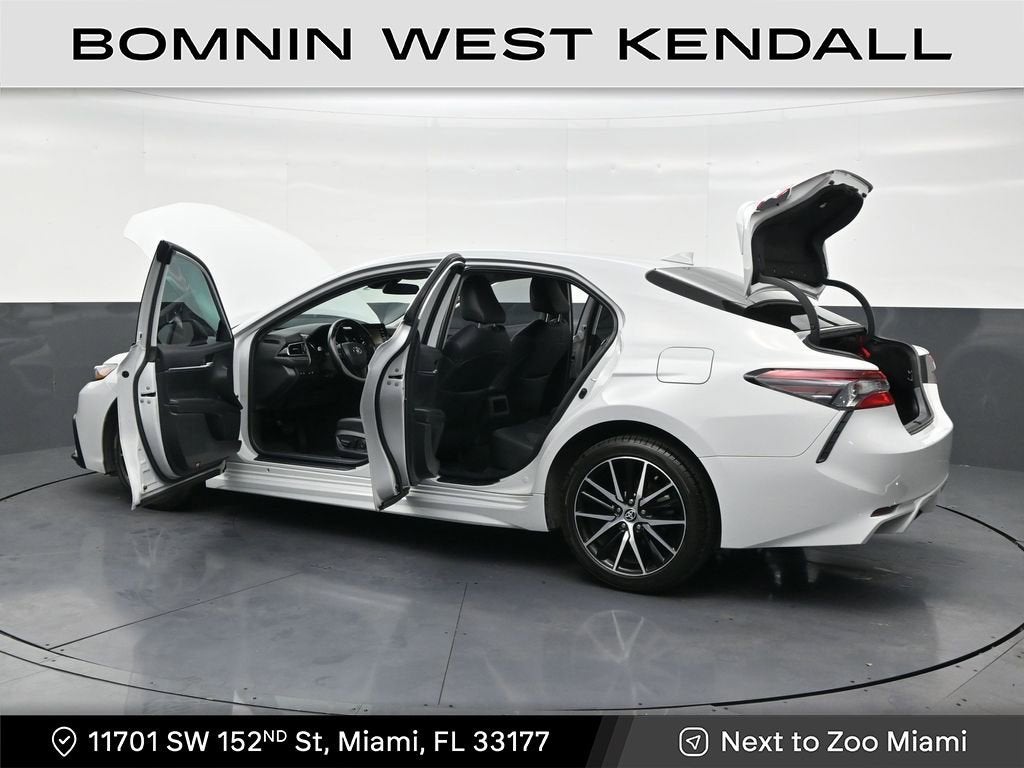 2023 Toyota Camry SE