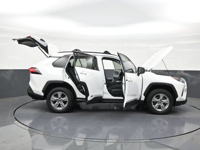 2022 Toyota RAV4 Hybrid LE