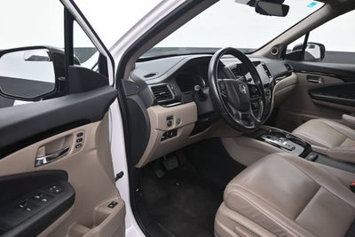 2022 Honda Pilot Touring 7-Passenger