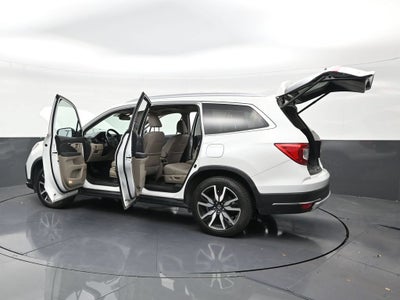 2022 Honda Pilot Touring 7-Passenger