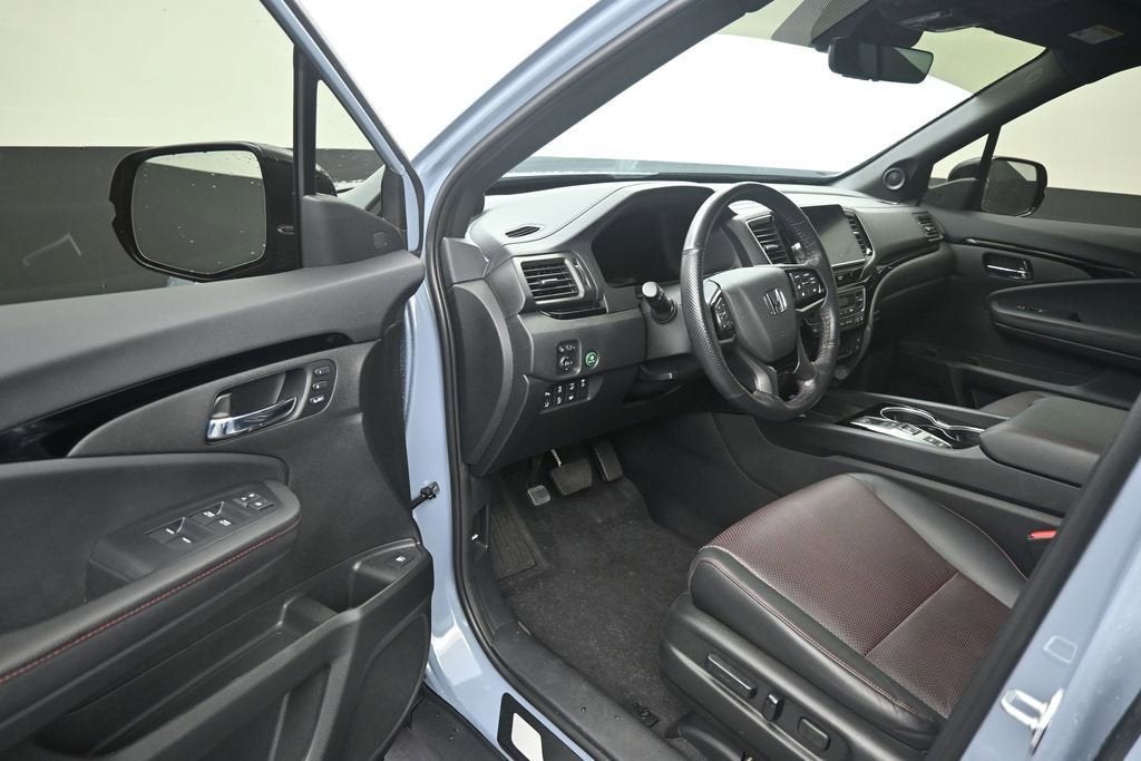 2025 Honda Ridgeline Black Edition