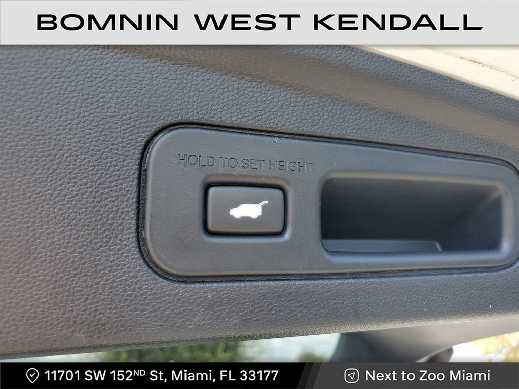 2023 Acura MDX w/Technology Package