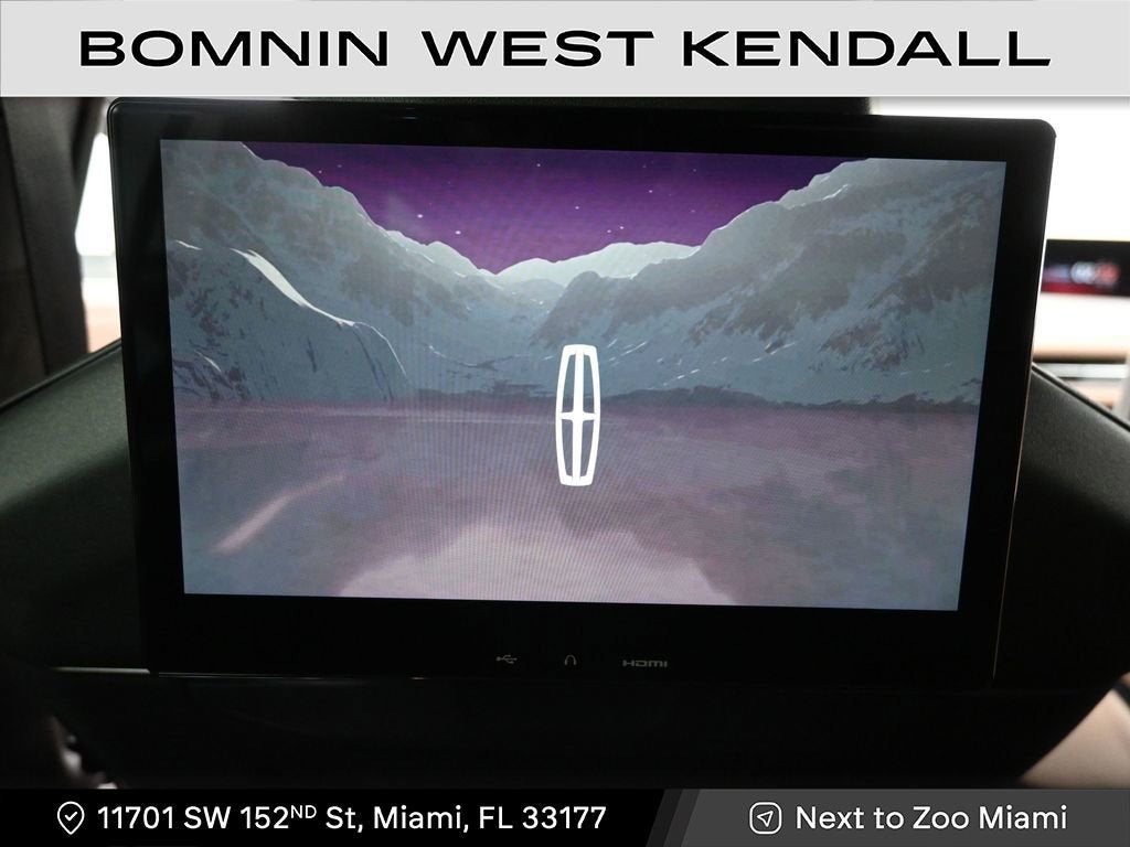 2025 Lincoln Navigator L Black Label