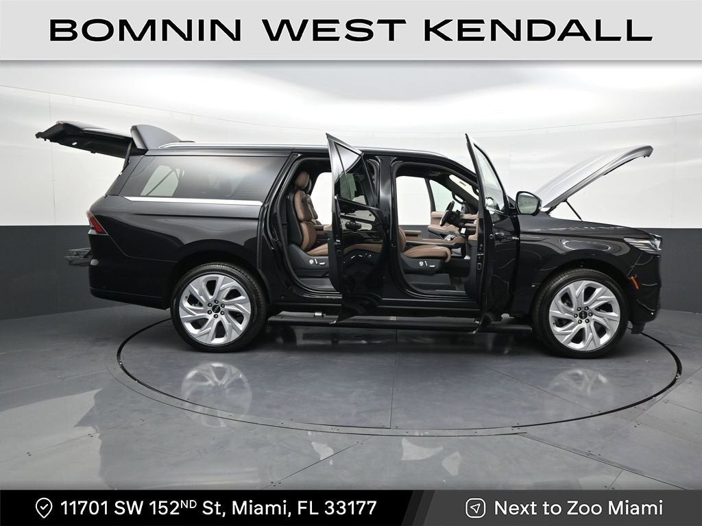 2025 Lincoln Navigator L Black Label