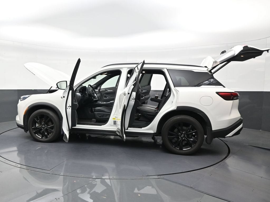 2025 INFINITI QX60 LUXE