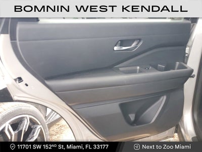 2022 Nissan Pathfinder S