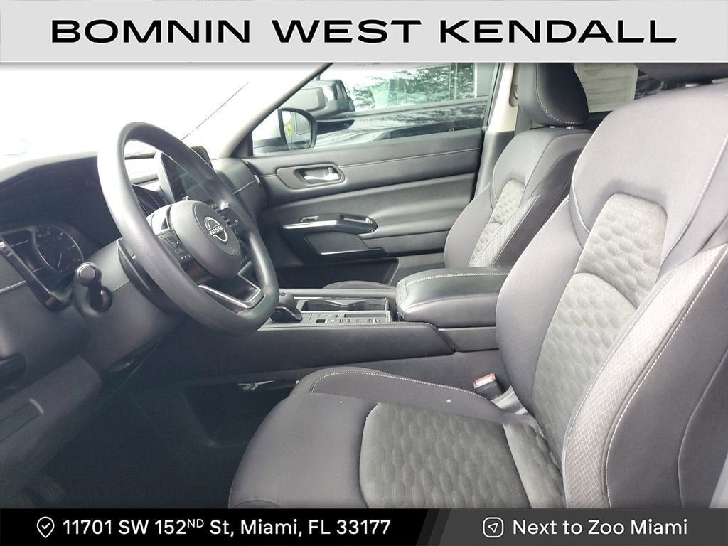 2022 Nissan Pathfinder S