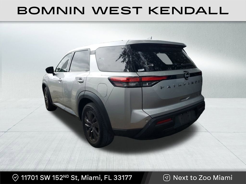 2022 Nissan Pathfinder S