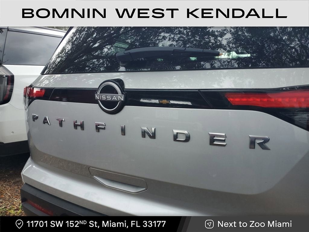 2022 Nissan Pathfinder S