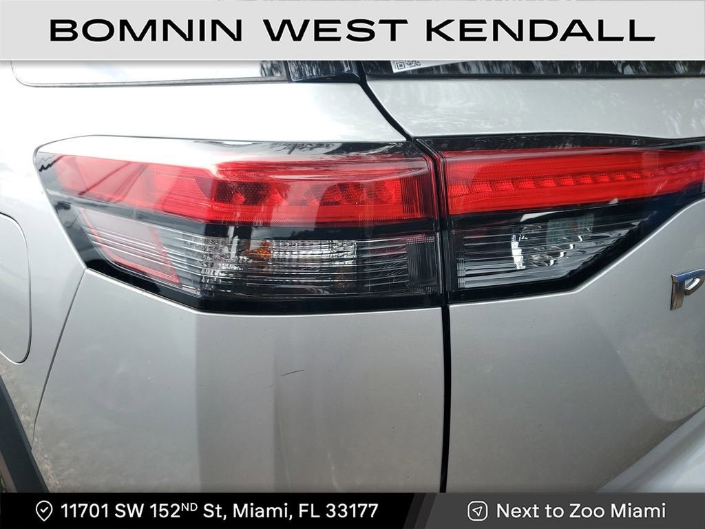 2022 Nissan Pathfinder S