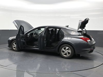 2021 Hyundai Elantra SE