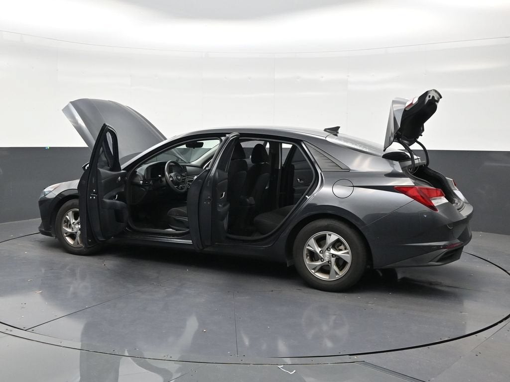 2021 Hyundai Elantra SE
