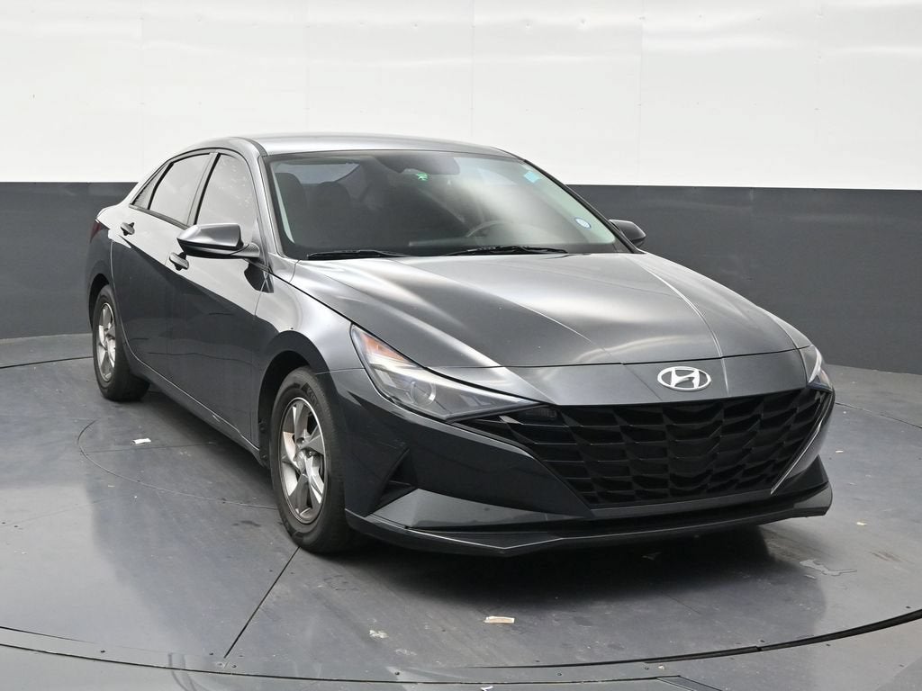 2021 Hyundai Elantra SE