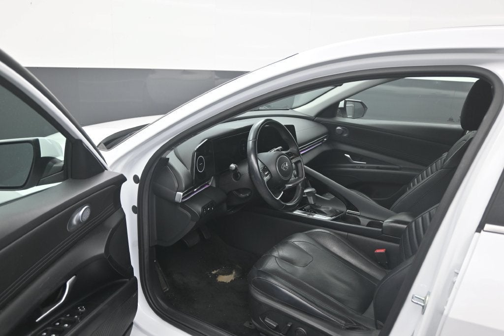 2022 Hyundai Elantra Limited
