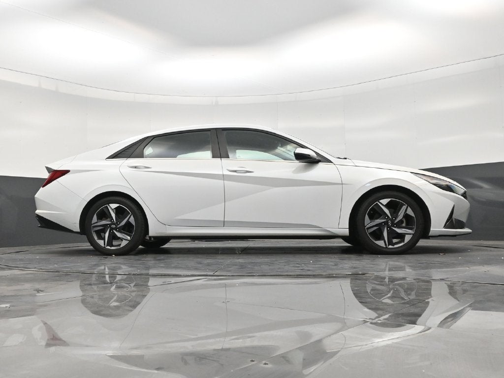 2022 Hyundai Elantra Limited