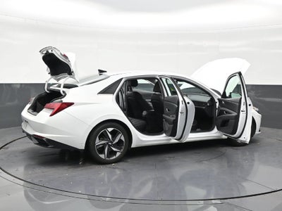 2022 Hyundai Elantra Limited