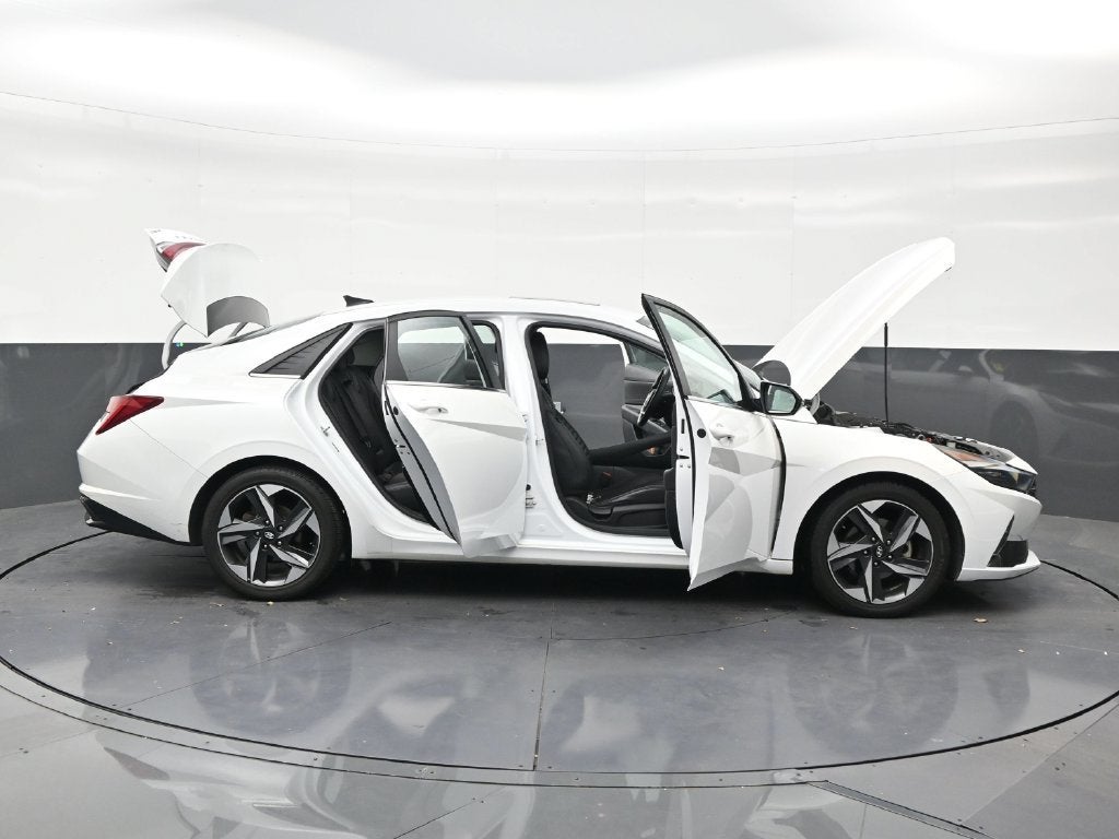 2022 Hyundai Elantra Limited